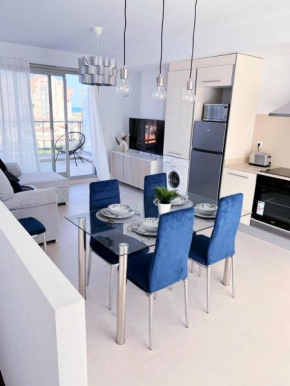 Apartamento Aurora con terraza y vistas al mar